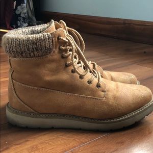 Women’s tan ankle boots